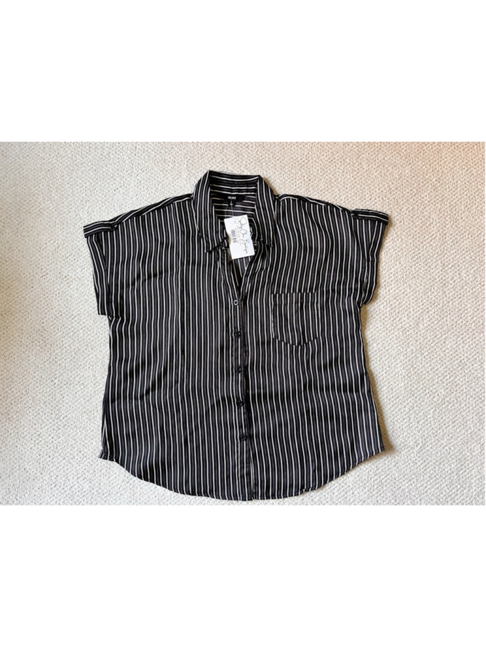 Boutique MINE Women’s Top Large Black White Stripe Cap Sleeve New With Tags
